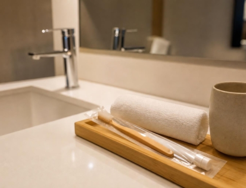 Kit dental para hoteles en Encamp: cuándo ofrecerlo, qué formatos existen y cómo integrarlo en el baño